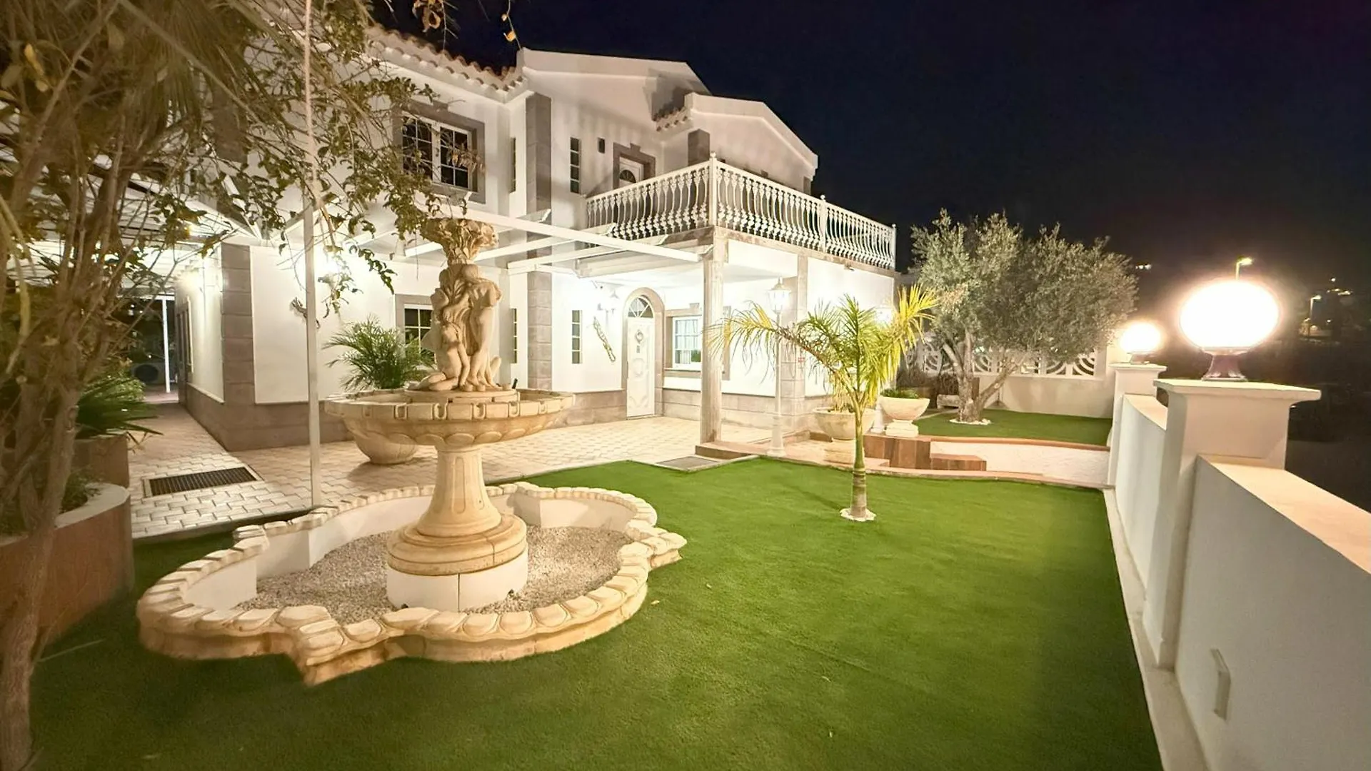 Villa Esmeralda Junto Al Mar Mogan Spain